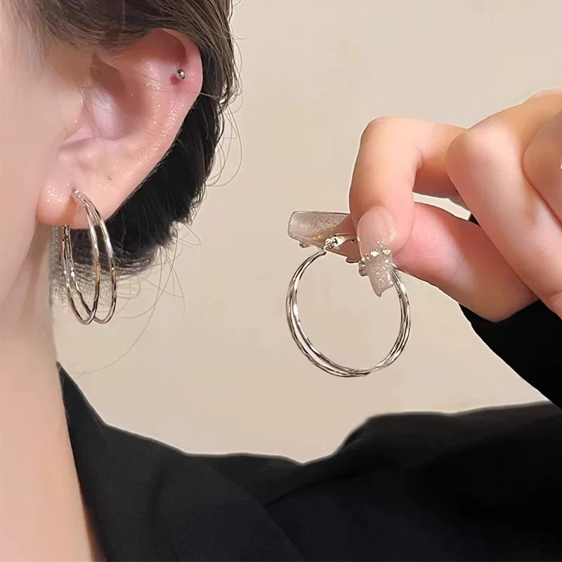 2026 год новые популярные exaggerated hoop серьги для женщин, высокое качество, легкие и роскошные серьги, серьги, подходящие для больших круглых лиц
