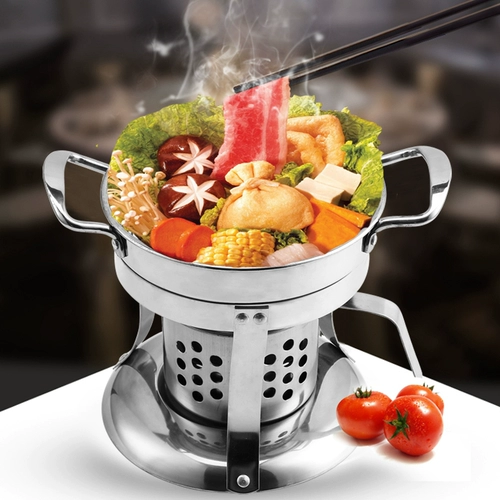 Одинокий маленький горячий винный вин с тонкой печью