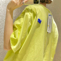 Weizu Yellow - green T woman in spring and summer 2023 new short - sleeved T - collar T - shirt with thin tops