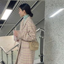 Retro sweet pink plaid woolen coat womens winter Korean version thickened and cotton long woolen coat