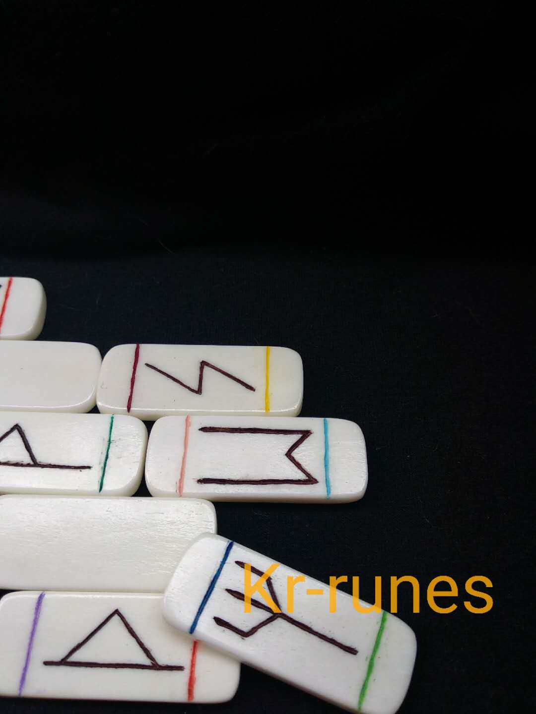 New product Published with Fun Candy Colour Bone piece Luenstone RUNES (booking multiple versions) - Taobao