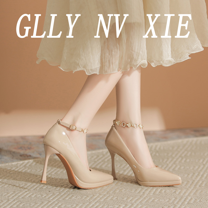 French-Style Buckle Waterproof Platform Shoes for Women, Petite Size, Stiletto Heels, Elegant Nude High Heels, Niche Style, Suitable for Pairing with Dresses