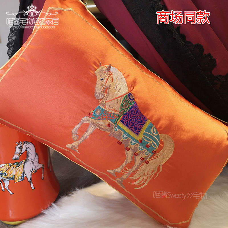 High-grade imitation silk imported yarn embroidery European-style luxury tiger head H-horse sofa model room decoration waist pillow cushion