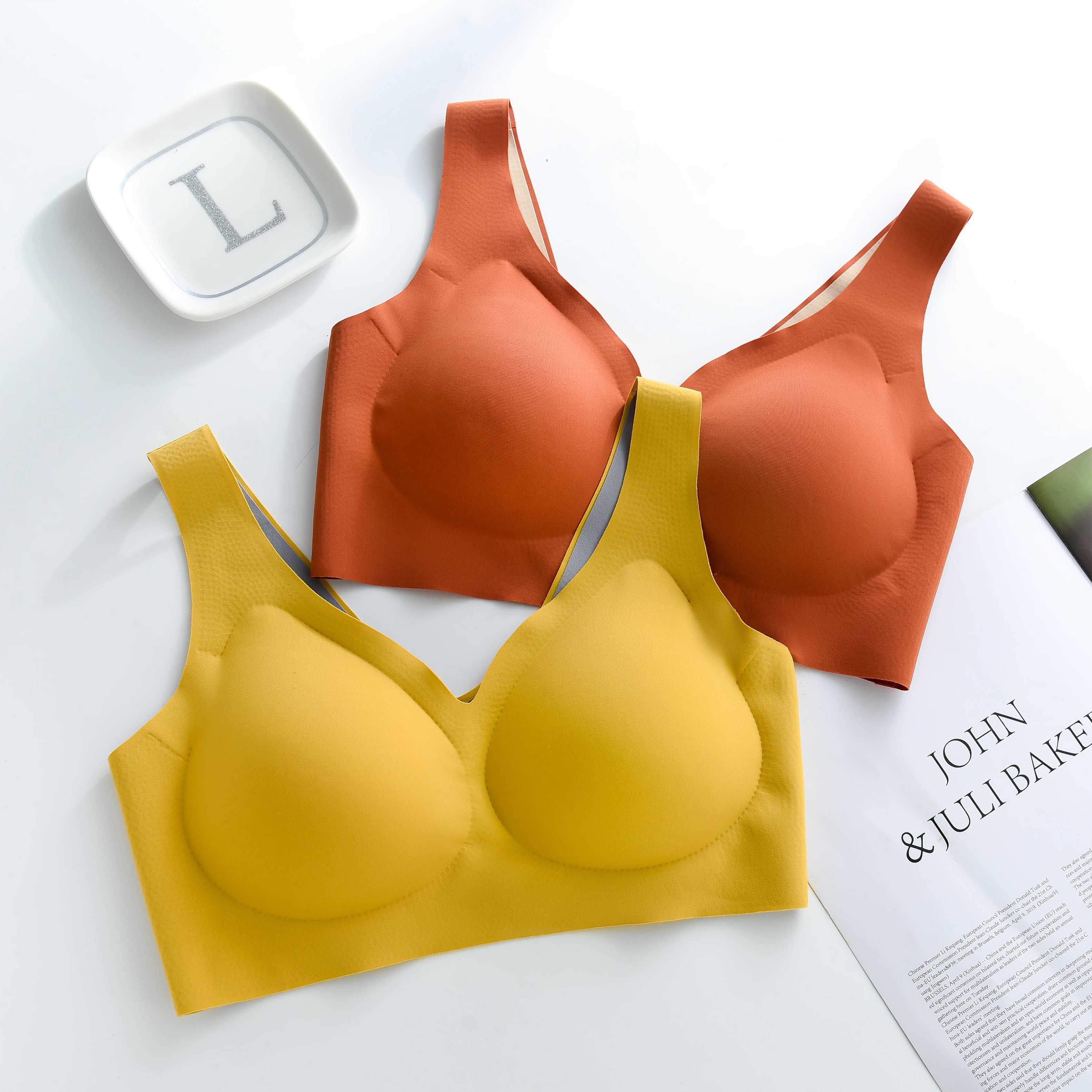 Thai latex lingerie women's thin small breast gathered to close the pair of without marks vest sports beauty back bra without underwire