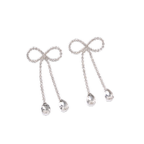 A pair of Sanfu retro light luxury knot earrings design niche temperament accessories jewelry earrings 834248