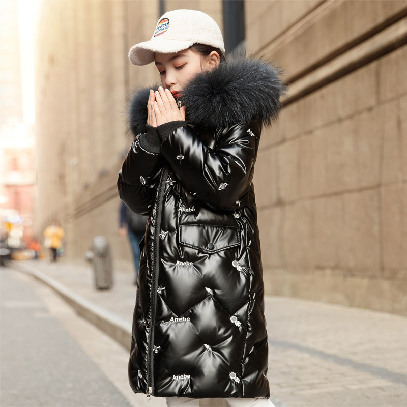 Children's down jacket girls' mid-length version of the big children's 2022 new brand girl Western style thickening children's clothing trend