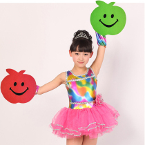 Kindergarten hand-held dance performance props Sports Games admission ceremony Smiley little apple Morning exercise Chorus performance Hand flower