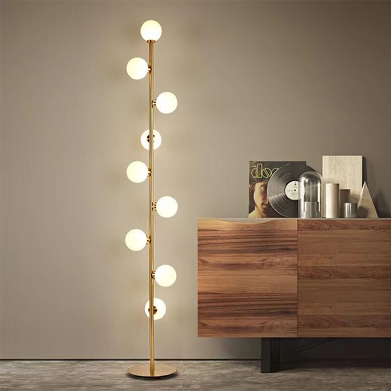 Scandinavian Post-Modern Floor Lamp for Living Room, Bedroom, Study, Simple, Creative and Personalized Glass Spherical 9-Head Floor Lamp