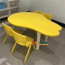 Kindergarten childrens solid wood multi-layer pear-shaped table complete set of classroom learning desks and chairs toys game tables chairs and stools