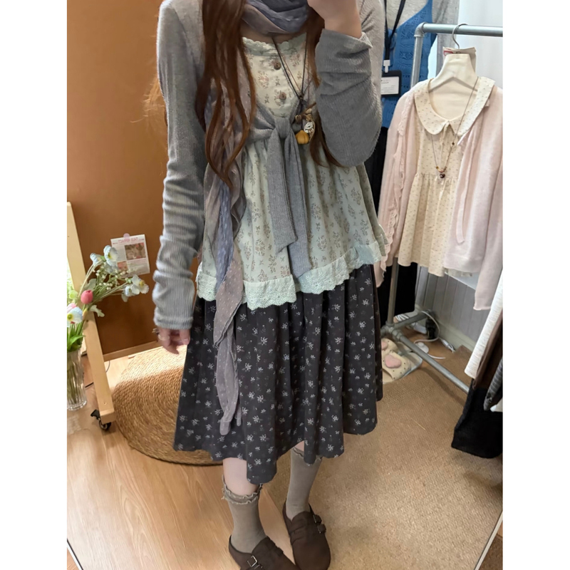 Vintage-Style Gentle and Pastoral Short Cardigan + Floral Inner Top + Skirt Three-Piece Set for Petite Figures, Autumn Outfit Vintage-Style Gentle and Pastoral Short Cardigan + Floral Inner Top + Skirt Three-Piece Set for Petite Figures, Autumn Outfit