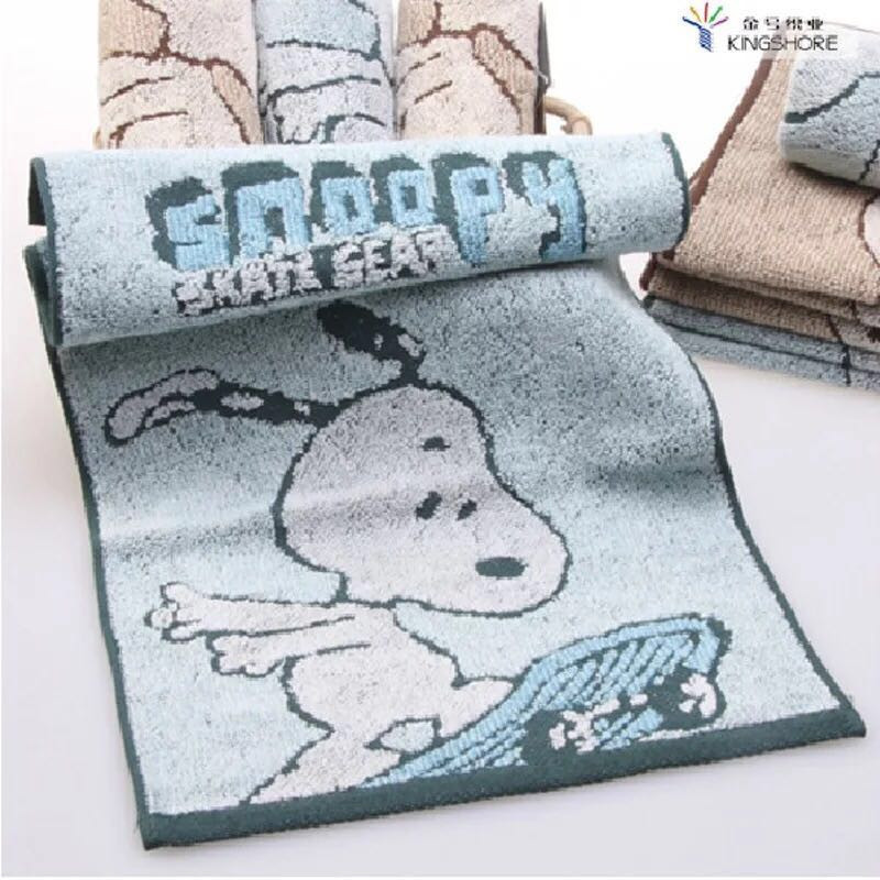 Gold Brand Genuine Pure Cotton Class a Snoopy Towel, Soft, Comfortable and Absorbent, All-Cotton Cartoon Small Towel