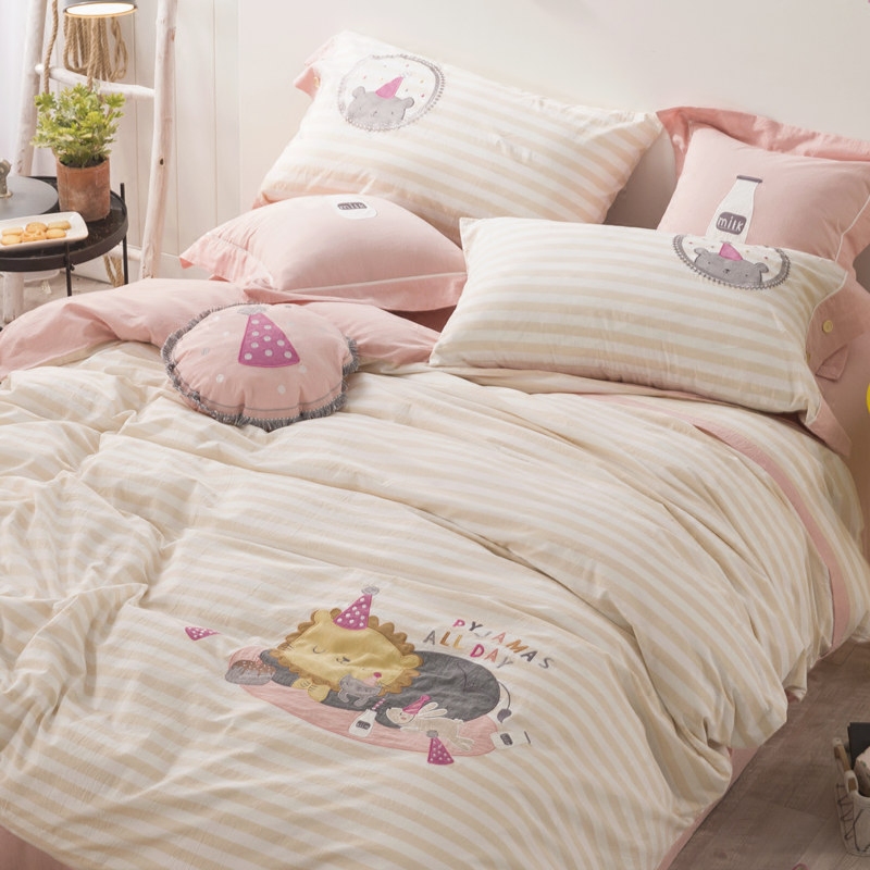 Minimalist all-cotton washed cotton four pieces of cute cartoon cloth appliqued embroidered pure cotton student Dormitory Bed Bedding