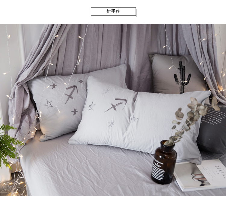 Bông đơn giản giặt bông gối Bắc Âu thêu chòm bông Bông gối đơn 48 * 74cm gối lông vũ
