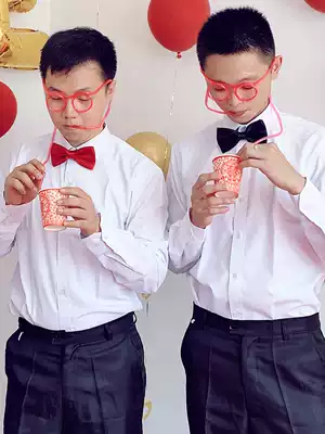 Lazy beard, eyes, glasses, long straw, super long, drinking water, funny, wedding, drinking, drinking, drinking, drinking, drinking artifact, bottle