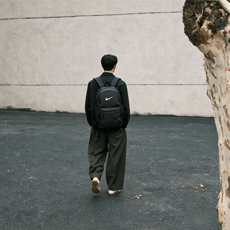 Nike Nike Backpack Men's and Women's Backpack New Large-Capacity Casual Work Clothing Travel Sports Bag Ih7955-010 Nike Nike Backpack Men's and Women's Backpack New Large-Capacity Casual Work Clothing Travel Sports Bag Ih7955-010