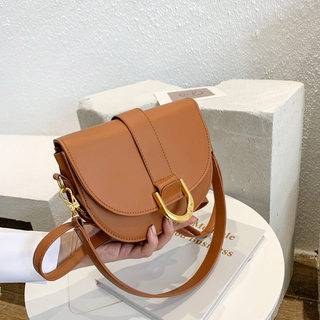 Small bag women's new 2024 trendy korean version versatile crossbody bag fashionable wide shoulder strap texture single shoulder fashionable saddle bag
