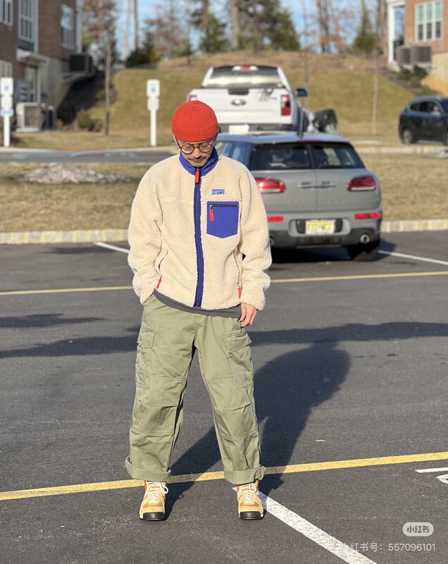 Bata Same Style G-Dragon Outdoor Color-Blocking Retro Warm Stand-Up Collar Fleece Jacket for Men and Women Couples Lamb Wool Bata Same Style G-Dragon Outdoor Color-Blocking Retro Warm Stand-Up Collar Fleece Jacket for Men and Women Couples Lamb Wool