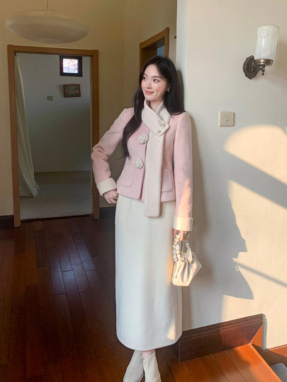 Gertcorel2025 New Winter French Style down Jacket Wool Coat Half Skirt Gentle Suit for Women