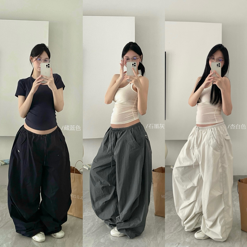 Fish Three Cotton-Like Parachute Cargo Pants, Soft Elastic Waistband, Drawstring, Loose Pleated Pockets, American-Style Cargo Long Pants Fish Three Cotton-Like Parachute Cargo Pants, Soft Elastic Waistband, Drawstring, Loose Pleated Pockets, American-Style Cargo Long Pants