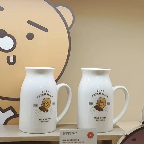 Spot Kakao Friends Деревянная изоляционная плата Bowl Boad Pad Поддержка мобильного телефона.