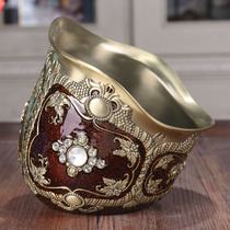 Bins on small desktop tables on the table are light and luxurious and creative desktop garbage bowls. Nordic home