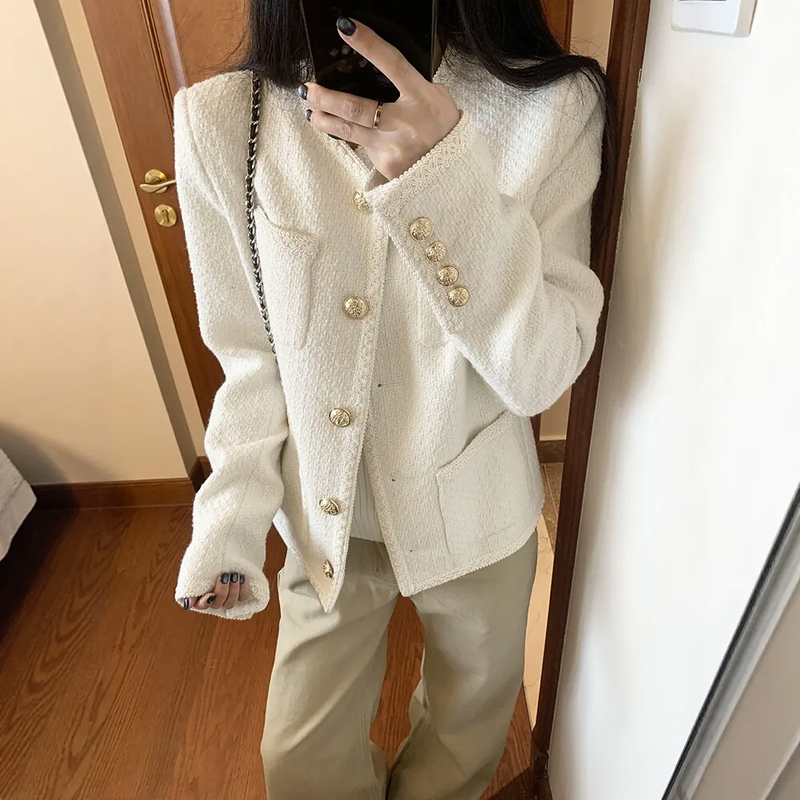 French-Style White Tweed Jacket for Women, Autumn and Winter 2026 New Model, High-End Korean Casual Short Tweed Top
