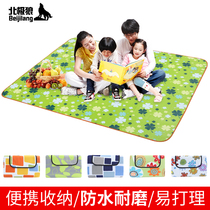 Picnic mat Portable moisture-proof waterproof spring outing mat thickened and enlarged ultra-light foldable Japanese ins wind picnic cloth