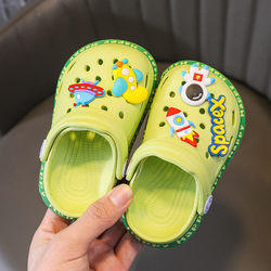 Children's shoes Children's slippers Summer wearing boys' hole shoes Steel shit to prevent slippery beach shoes girl sandals