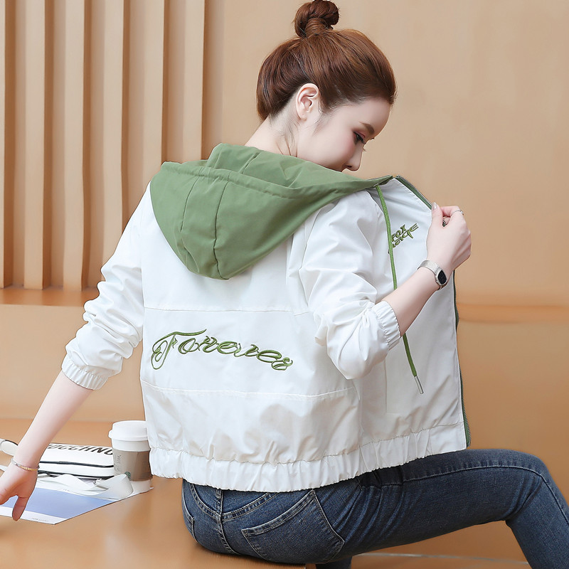 Women's Short Jacket Spring and Autumn 2026 New Korean Style Loose Versatile Petite Trench Coat Women's Casual Jacket Baseball Jacket