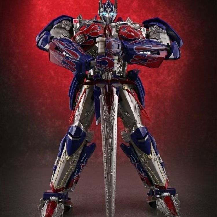 Transformers Original Color R-02 Optimus Prime Ut Movie Knight Prime Reissue Truck Model Boy's Gift
