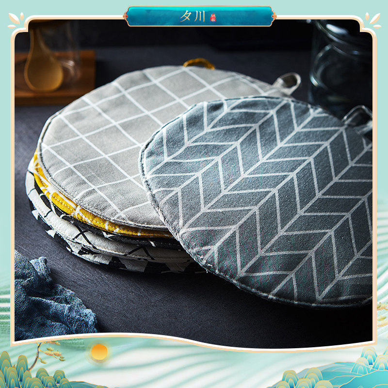 Nordic simple cotton and hemp placemat heat insulation mat Household round thickened anti-scalding high temperature heat insulation Japanese table bowl mat