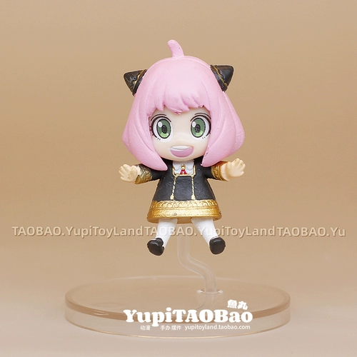 Подлинный шпион Spy × Семейный шпион имеет ручную Q версию Ania Doll Jetthay Doll, принося подарки