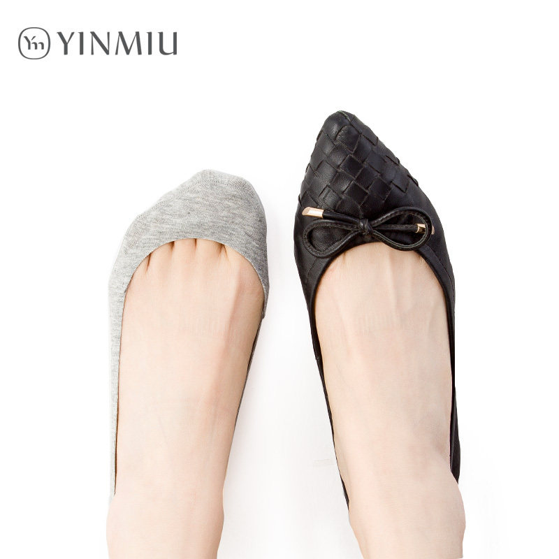 4 pairs of invisible socks women do not fall off with summer thin socks deodorant single shoes Silicone non-slip ultra shallow invisible socks