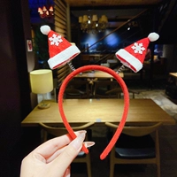 Шапка, со снежинками