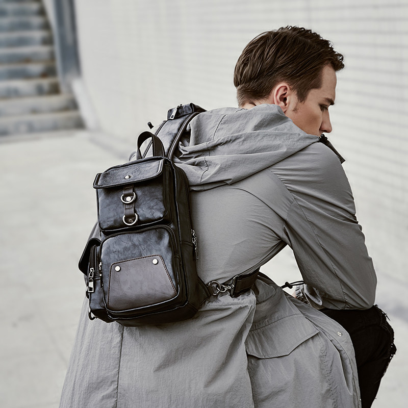 Men's Chest Bag Men's Soft Leather Han Version Tide Card Casual Skew Cross Chest Front Single Shoulder Sports Bag European and American Fashion personality 100 lap