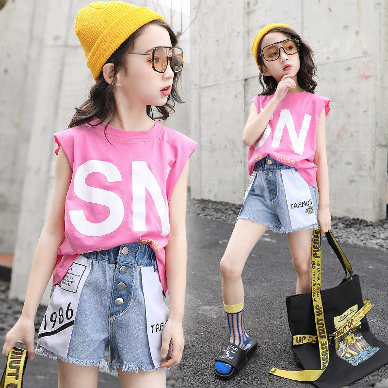 Girls summer clothes 2021 new Korean version of children's clothing casual Western style suits in the big children's summer fashion two-piece suit