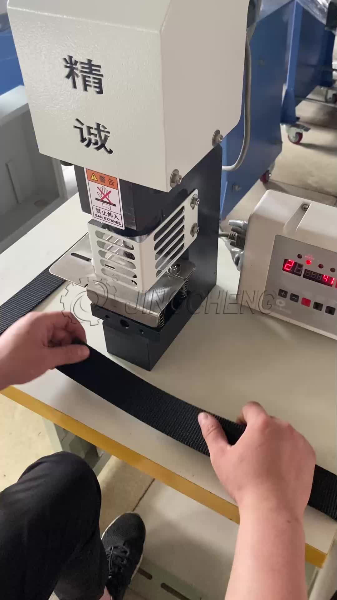 Metal Plastic Fabric Button Metal Plastic Fabric Apparel Textile