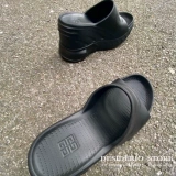 Givenchy, тапочки на платформе, высокие многоцветные слайдеры