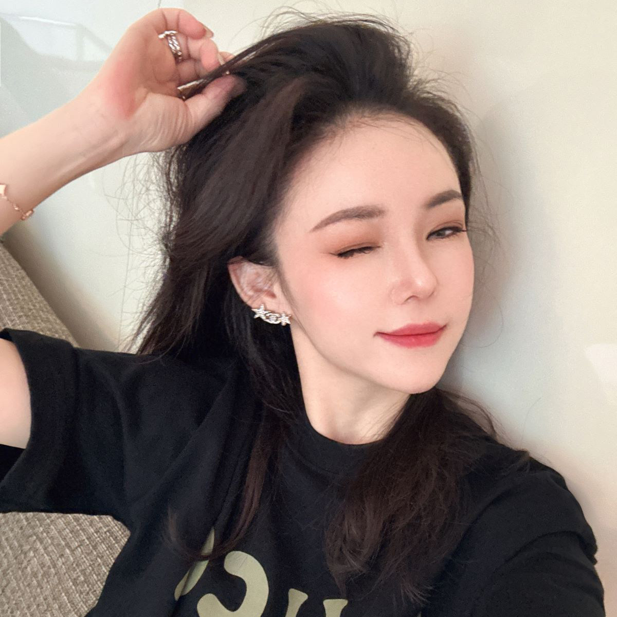 唐菲私服
