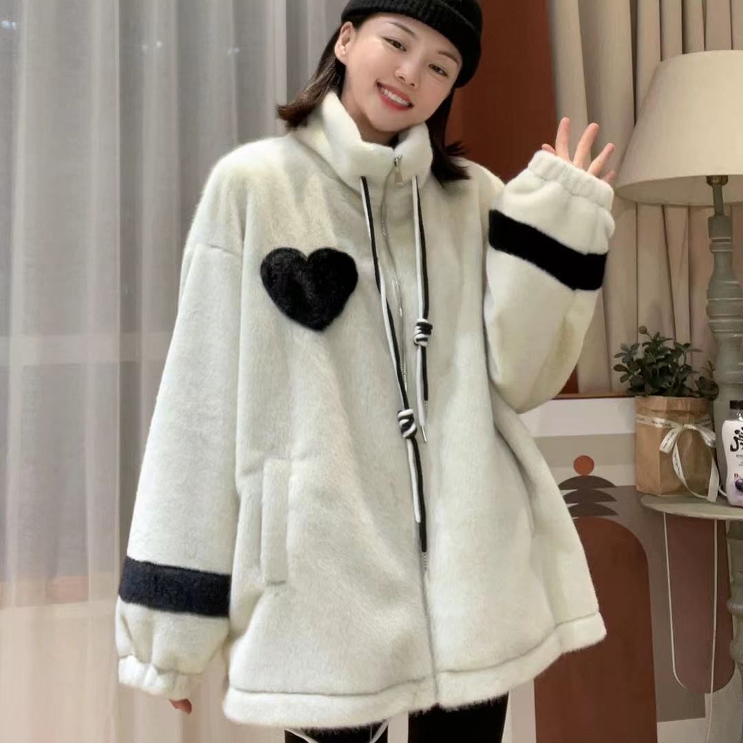 Douyin TATA women's wear the same style plus velvet thickened cotton-padded love jacket loose all-match fluffy all-match women's winter