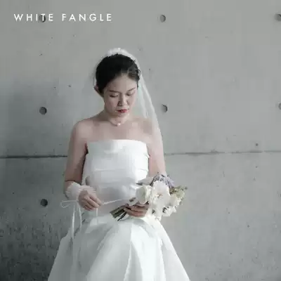 WHITE FANGLE a pearl neck wedding elegant ribbon brigade streamer