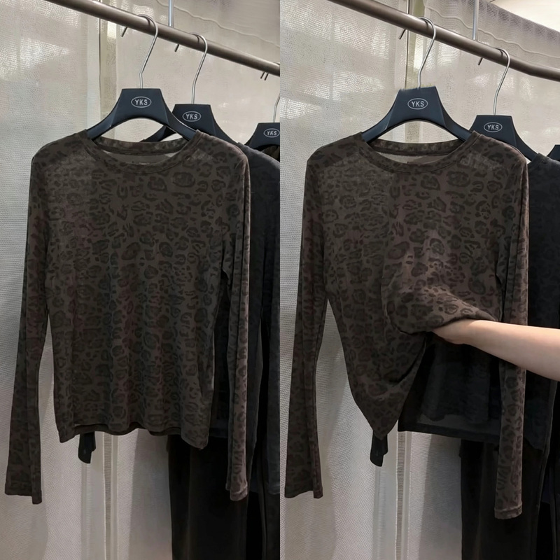 2025 Autumn New Retro Leopard Print Thin Long Sleeve T-Shirt for Women, Round Neck Fashionable Slimming Mesh Base Shirt Top 2025 Autumn New Retro Leopard Print Thin Long Sleeve T-Shirt for Women, Round Neck Fashionable Slimming Mesh Base Shirt Top