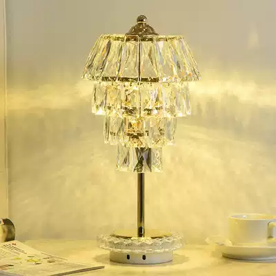 Light luxury crystal desk lamp bedroom bedside lamp Nordic ins girl wedding creative warm romantic luxury European style