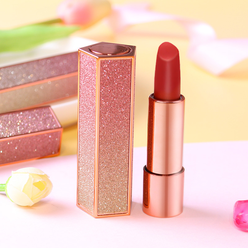 Lipstick female does not fade waterproof positive red does not fade non-stick cup rotten tomato ox blood red cinnamon milk tea