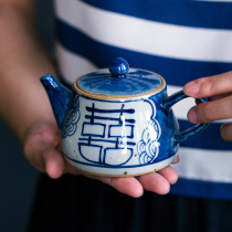 Jingdezhen hand-painted retro blue and white ceramic teapot kung fu tea set B & B features