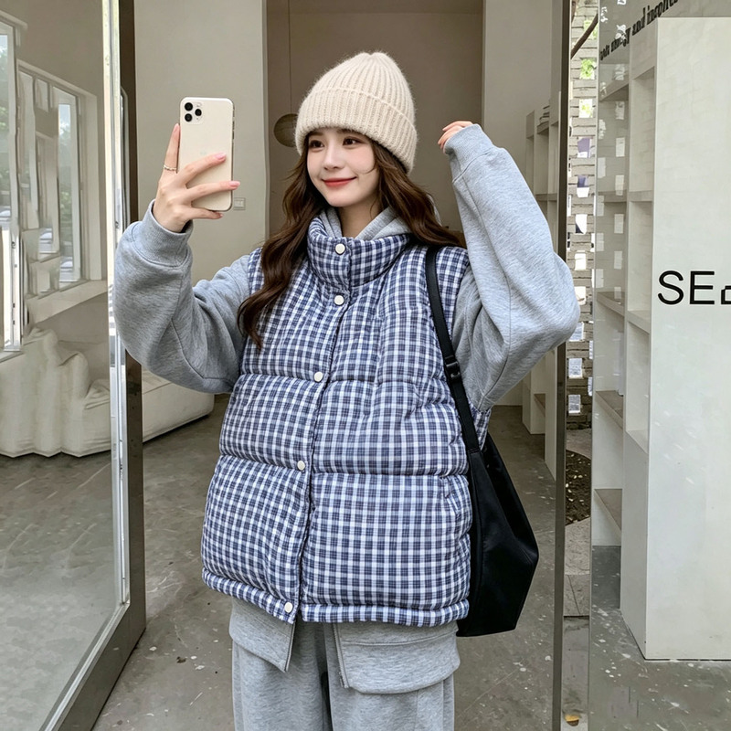 Korean Style Layered Jacket, Blue Plaid down Cotton Vest, Women's Stand-Up Collar Warm Vest, Cotton Vest for Outer Wear in Autumn and Winter Korean Style Layered Jacket, Blue Plaid down Cotton Vest, Women's Stand-Up Collar Warm Vest, Cotton Vest for Outer Wear in Autumn and Winter