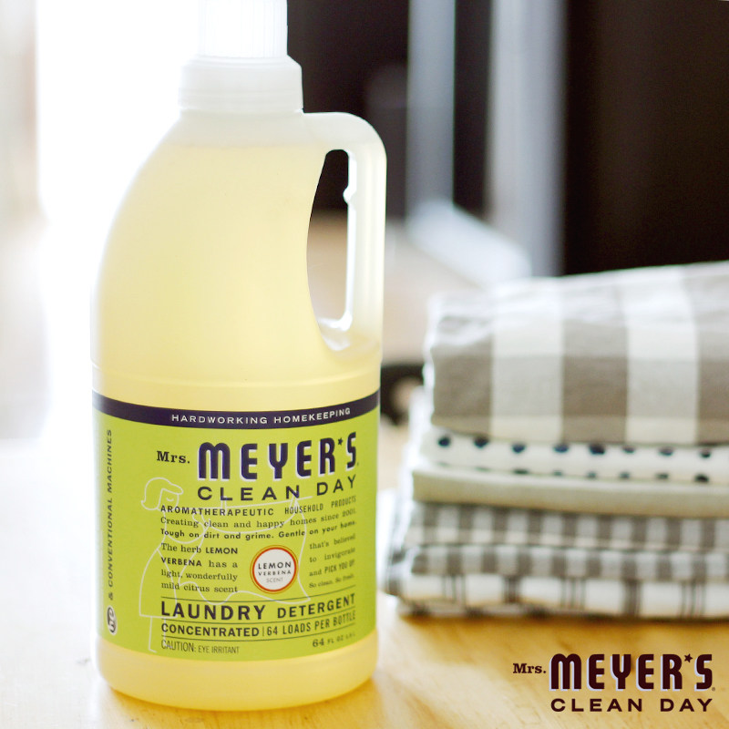 Mrs Meyers Mrs. Meyers laundry detergent natural no fluorescent agent plant enzyme decontamination US imported geranium