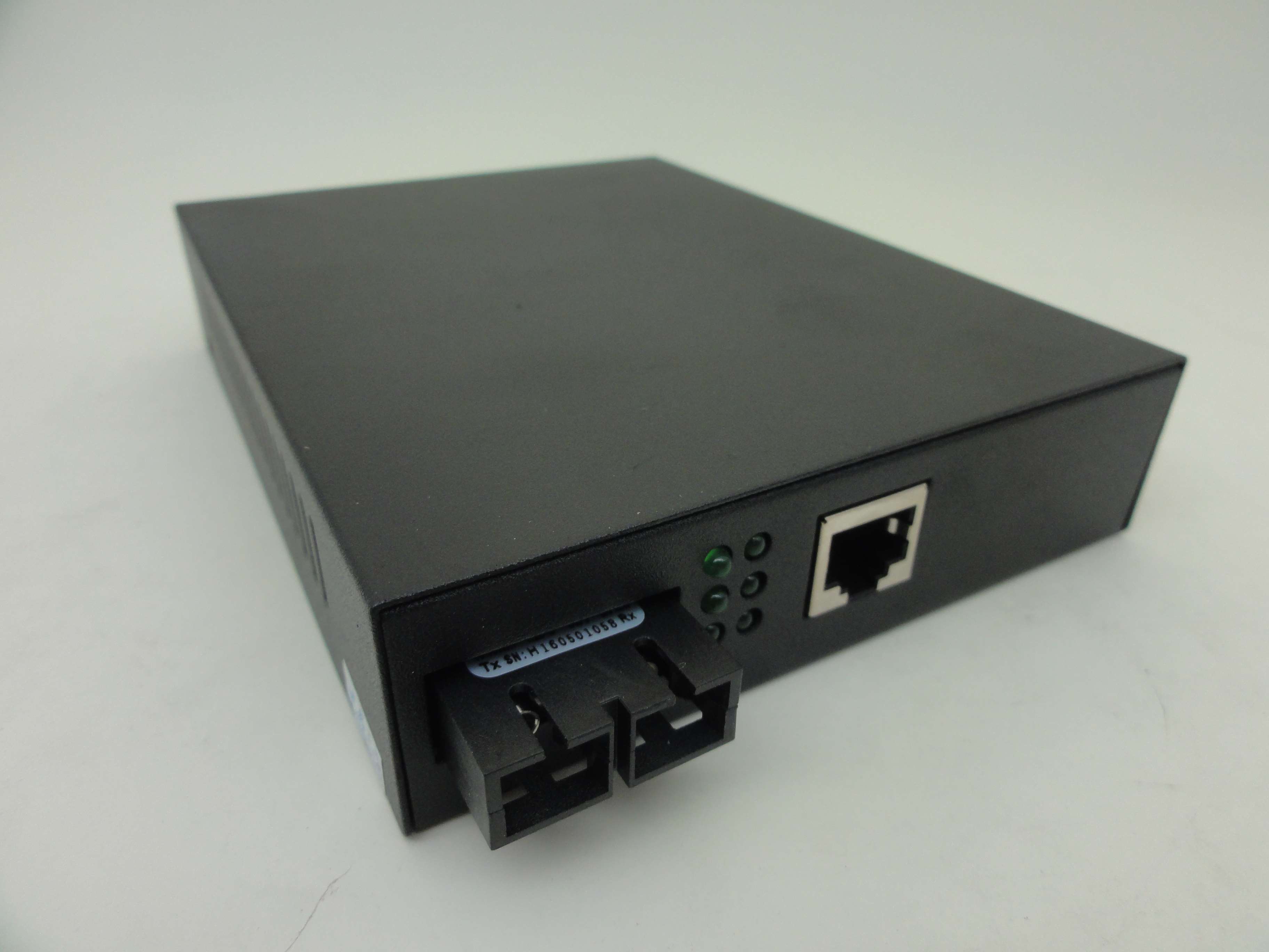 Fiber transceiver DMC-515SC 100 trillion single-mode photoelectric converter Fast B Ethernet medium mass exchanger