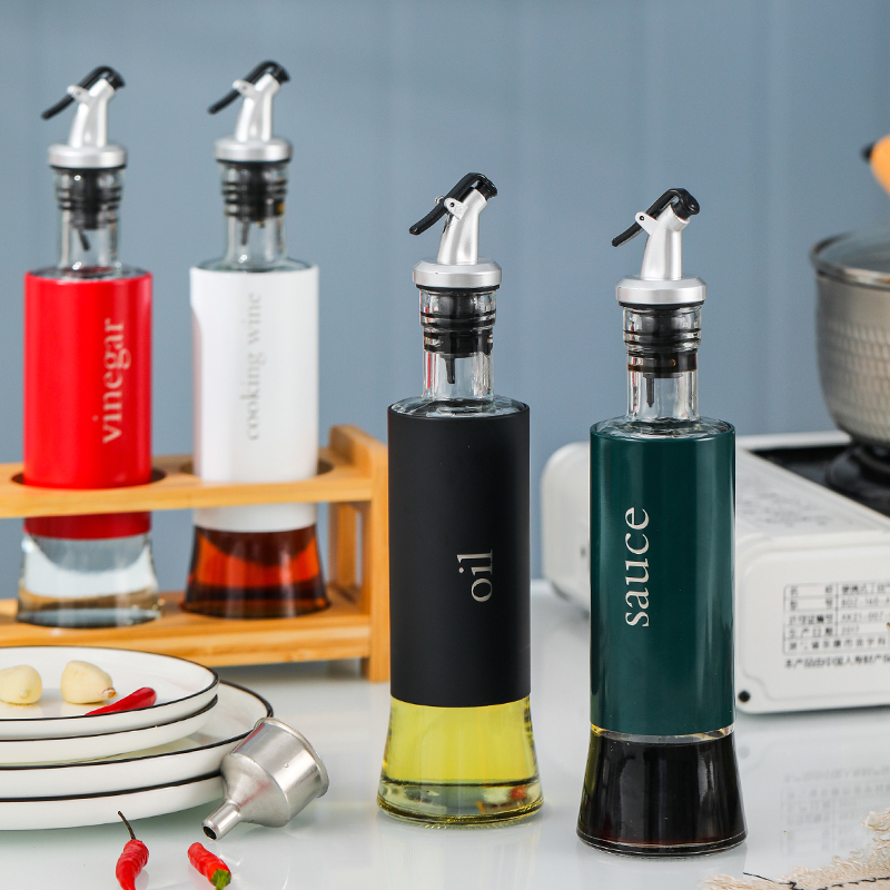 Oil pot glass home leak-proof large kitchen vinegar pot small oil pot soy sauce bottle vinegar bottle seasoning bottle set oil bottle