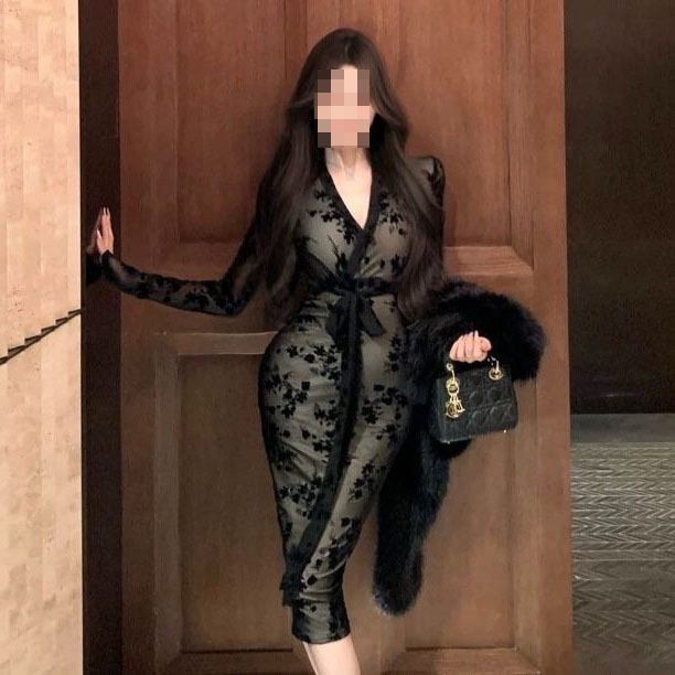 Plus-Size Women's 150kg Elegant Floral V-Neck Long-Sleeve Dress, Large Size, Slim-Fit, Flattering, Tie-Up, Bodycon Long Dress Plus-Size Women's 150kg Elegant Floral V-Neck Long-Sleeve Dress, Large Size, Slim-Fit, Flattering, Tie-Up, Bodycon Long Dress